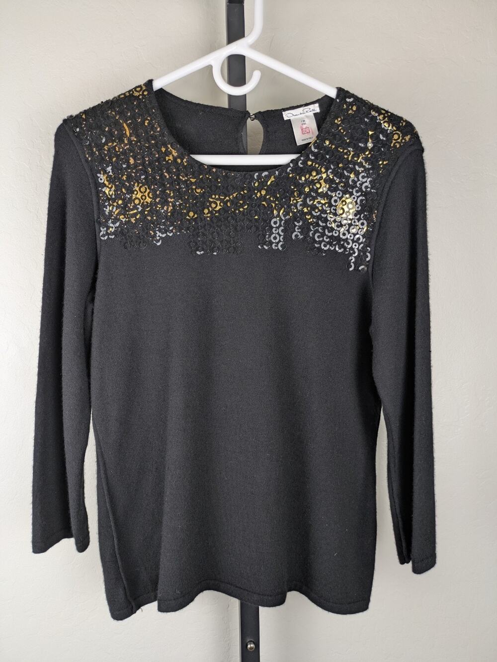 Oscar de la Renta Black Cashmere Silk Blend Sweater with Sequins